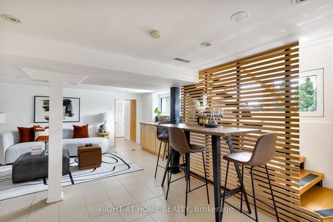 Photo 35 at 16 Marquis Avenue, Kingsway South, Toronto