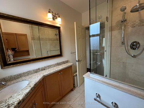 Photo 12 at 27 Mossom Road W, Swansea, Toronto