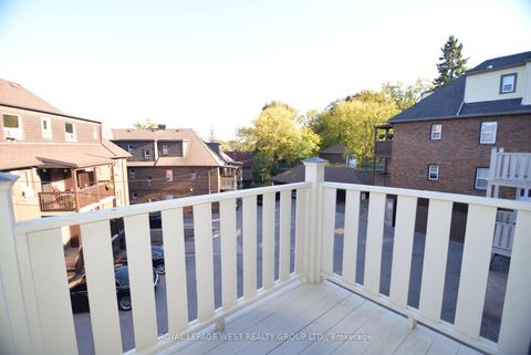 Photo 15 at 27 Mossom Road W, Swansea, Toronto