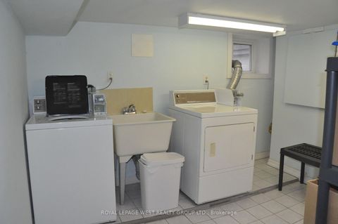 Photo 17 at 27 Mossom Road W, Swansea, Toronto