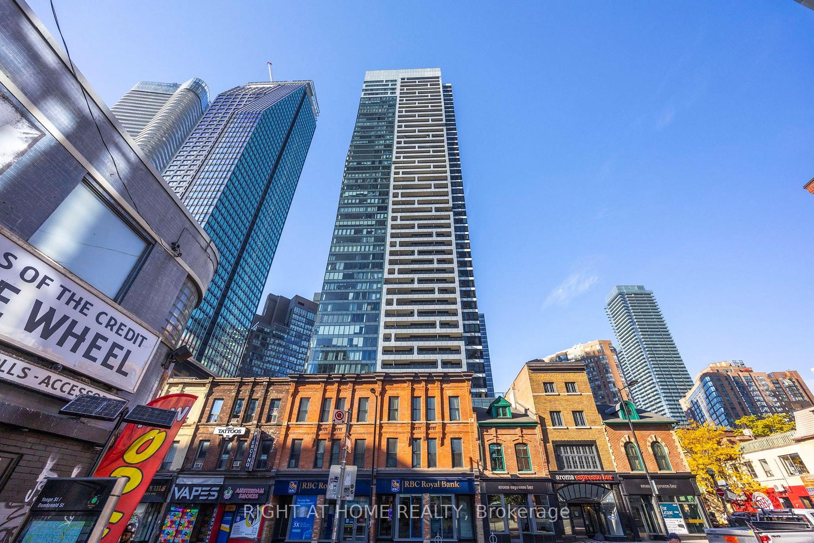 3403 - 5 St. Joseph Street, Bay Street Corridor, Toronto photo number 2