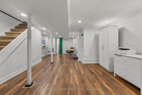 Photo 33 at 146 Roslin Avenue, Lawrence Park North, Toronto