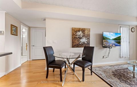 Photo 18 at 406 - 205 The Donway W, Don Mills, Toronto