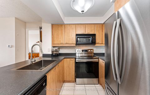 Photo 22 at 406 - 205 The Donway W, Don Mills, Toronto