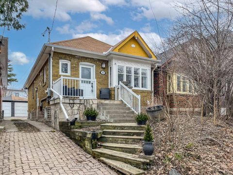 Photo 0 at 46 Lorindale Avenue, Lawrence Park North, Toronto