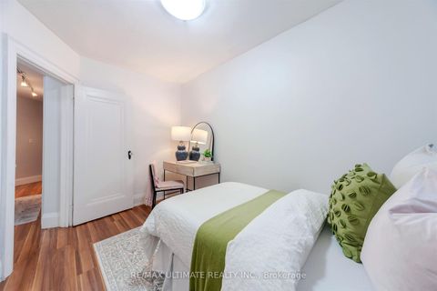Photo 20 at 46 Lorindale Avenue, Lawrence Park North, Toronto