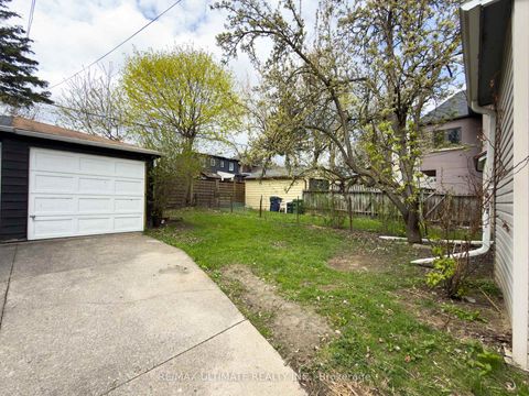 Photo 30 at 46 Lorindale Avenue, Lawrence Park North, Toronto
