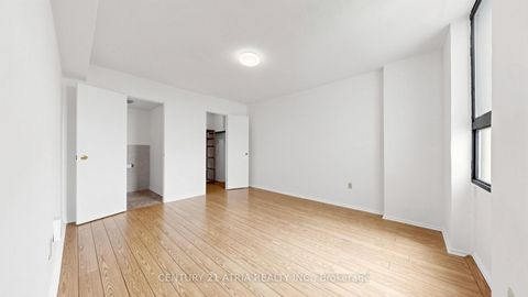 Photo 13 at 1610 - 260 Seneca Hill Drive, Don Valley Village, Toronto