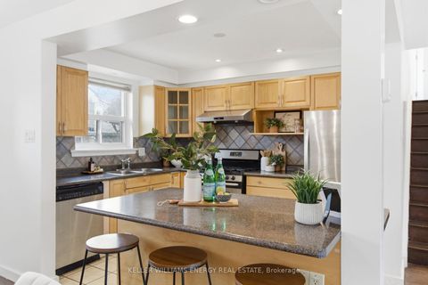Photo 13 at 20 Ravenview Drive, West Hill, Toronto