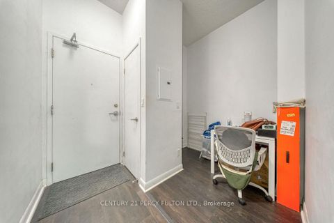 Photo 4 at 710 - 15 Bruyeres Mews, Niagara, Toronto