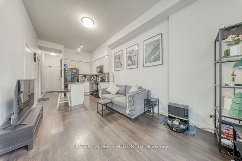 Photo 12 at 710 - 15 Bruyeres Mews, Niagara, Toronto