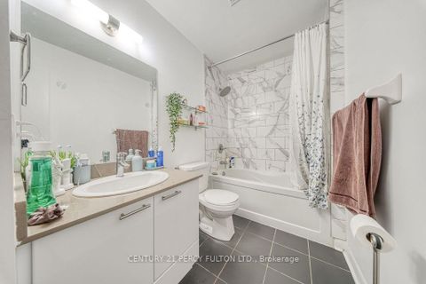 Photo 20 at 710 - 15 Bruyeres Mews, Niagara, Toronto