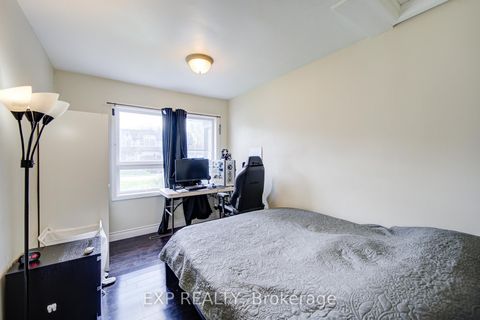 Photo 10 at 95 Reidmount Avenue E, Agincourt North, Toronto