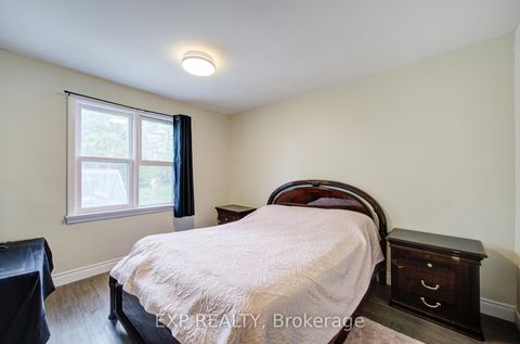Photo 11 at 95 Reidmount Avenue E, Agincourt North, Toronto