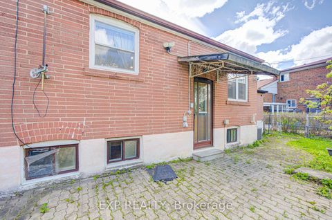 Photo 21 at 95 Reidmount Avenue E, Agincourt North, Toronto