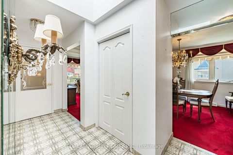 Photo 10 at 169 Grandravine Drive, York University Heights, Toronto