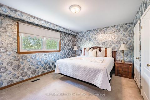 Photo 18 at 169 Grandravine Drive, York University Heights, Toronto