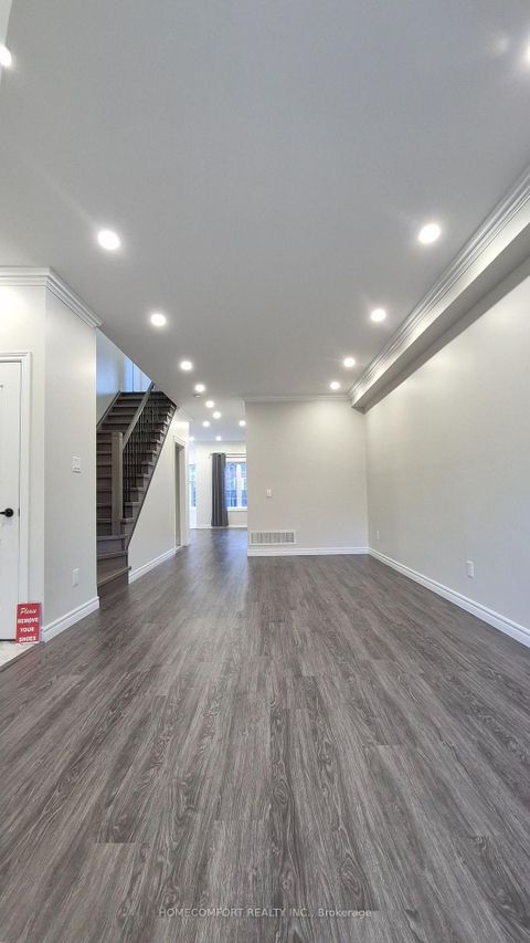 Photo 1 at 4 Caymus Street, Langstaff, Richmond Hill