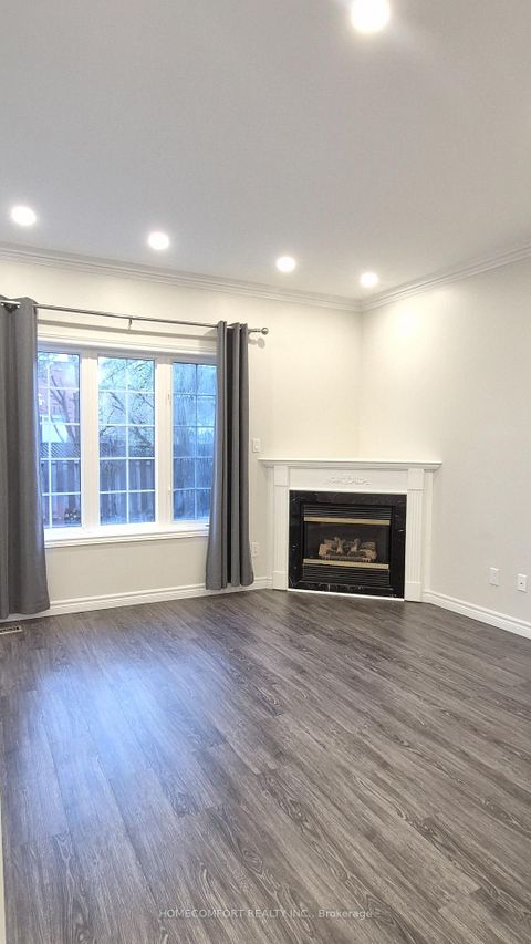 Photo 5 at 4 Caymus Street, Langstaff, Richmond Hill