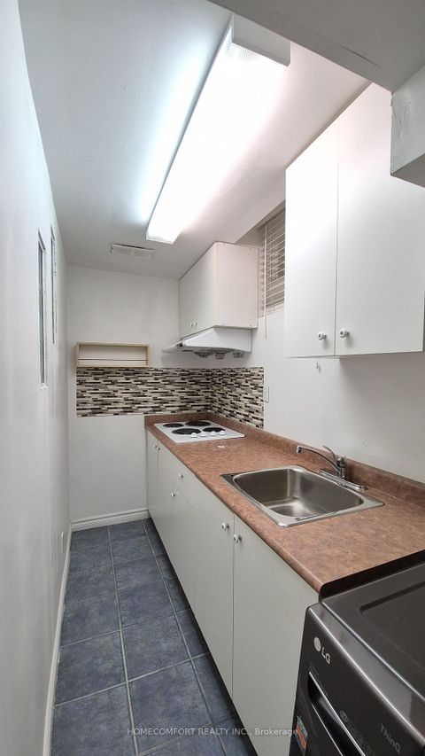 Photo 34 at 4 Caymus Street, Langstaff, Richmond Hill