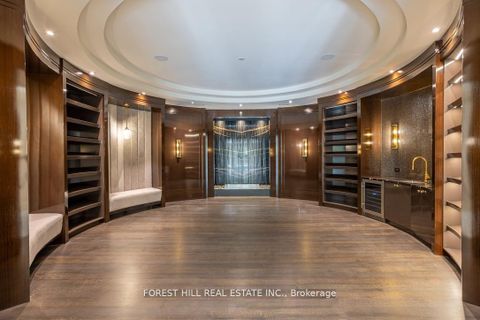 Photo 22 at 15 Tudor Gate, York Mills, Toronto
