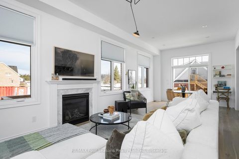 Photo 3 at 46 Francis Street E, Creemore, Clearview