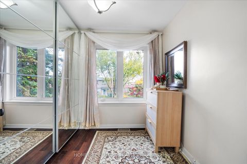 Photo 24 at 12 Ellendale Drive, Dorset Park, Toronto