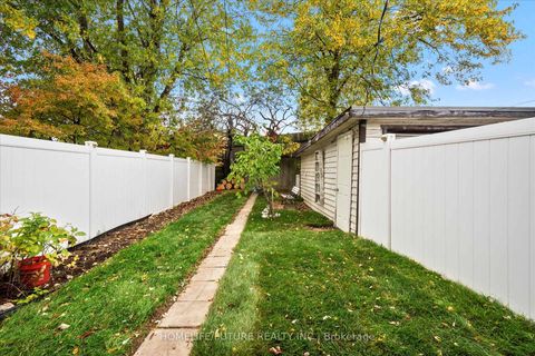 Photo 28 at 12 Ellendale Drive, Dorset Park, Toronto