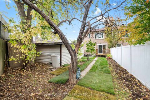 Photo 33 at 12 Ellendale Drive, Dorset Park, Toronto