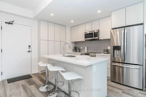 Photo 2 at 306 - 415 Sea Ray Avenue, Rural Innisfil, Innisfil