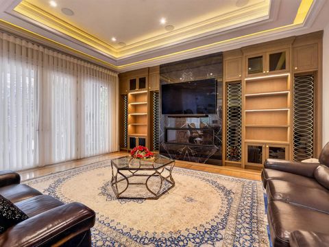 Photo 21 at 23 Sandfield Road, Don Mills, Toronto