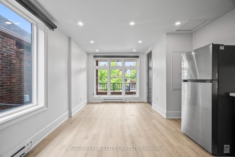 Photo 11 at 25 Chamberlain Avenue, Belgravia, Toronto