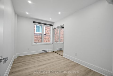 Photo 15 at 25 Chamberlain Avenue, Belgravia, Toronto