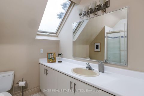 Photo 40 at 124 Blythwood Road, Lawrence Park South, Toronto