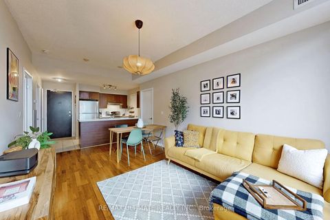 Photo 1 at 228 - 231 Fort York Boulevard, Niagara, Toronto