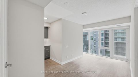 Photo 2 at 527 - 38 Monte Kwinter Court, Clanton Park, Toronto