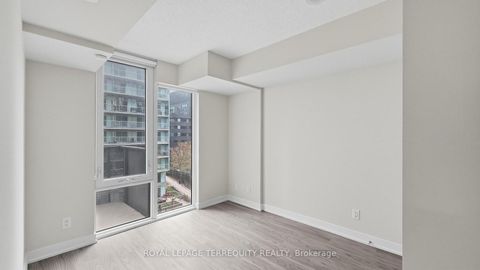 Photo 4 at 527 - 38 Monte Kwinter Court, Clanton Park, Toronto