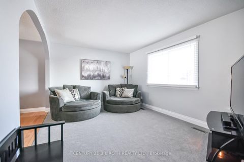 Photo 3 at 2246 Richardson Street, Stroud, Innisfil