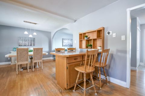 Photo 11 at 2246 Richardson Street, Stroud, Innisfil