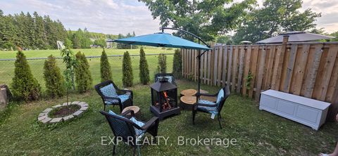 Photo 1 at 41 Deneb Street, Ardagh, Barrie