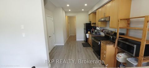 Photo 6 at 41 Deneb Street, Ardagh, Barrie