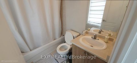 Photo 10 at 41 Deneb Street, Ardagh, Barrie