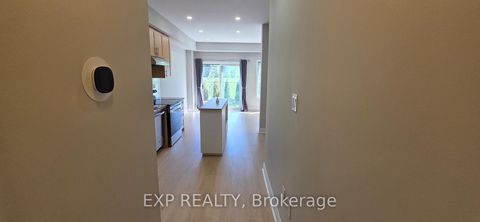 Photo 25 at 41 Deneb Street, Ardagh, Barrie