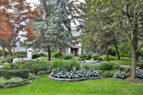 Photo 2 at 23 Country Lane, York Mills, Toronto
