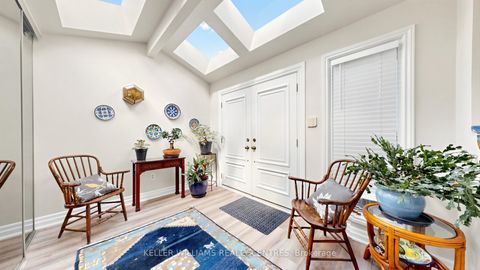Photo 4 at 19 Lesterwood Crescent, Bendale, Toronto