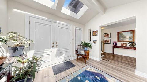 Photo 5 at 19 Lesterwood Crescent, Bendale, Toronto
