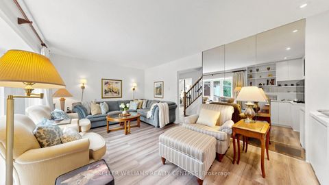 Photo 7 at 19 Lesterwood Crescent, Bendale, Toronto