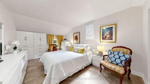 Photo 21 at 19 Lesterwood Crescent, Bendale, Toronto