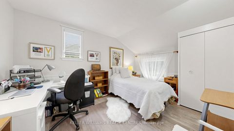 Photo 23 at 19 Lesterwood Crescent, Bendale, Toronto
