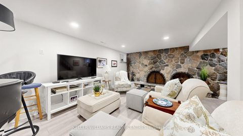 Photo 28 at 19 Lesterwood Crescent, Bendale, Toronto